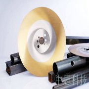 全自動切管機和普通的切管機最不一樣的地方就是在自動化方面。普通的切管機在運作的時候必須要有工人在旁邊查看，以防出現(xiàn)失誤